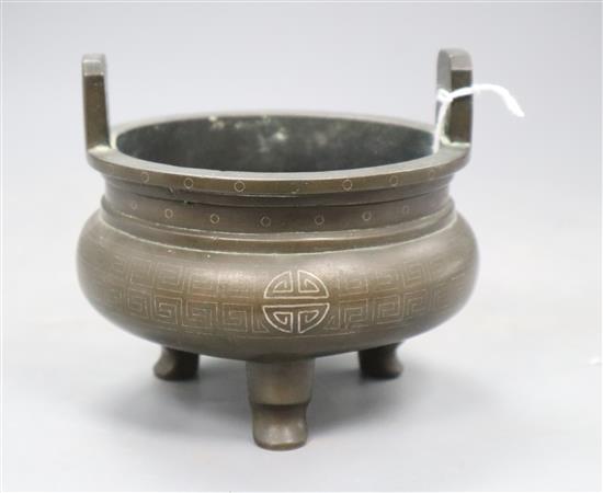 A 19th century Chinese silver inlaid bronze censer, height 10.5cm